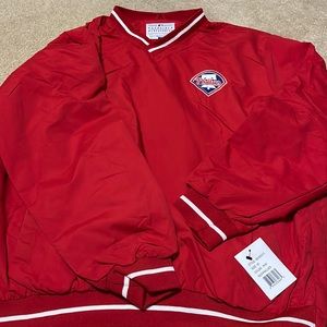 Philadelphia Phillies Onfeild  pull over